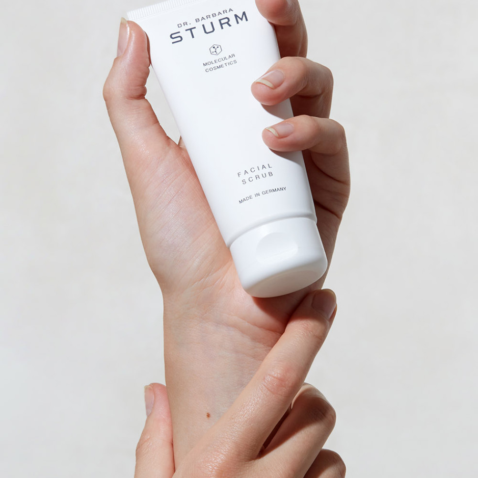 Facial Scrub by Dr. Barbara Sturm