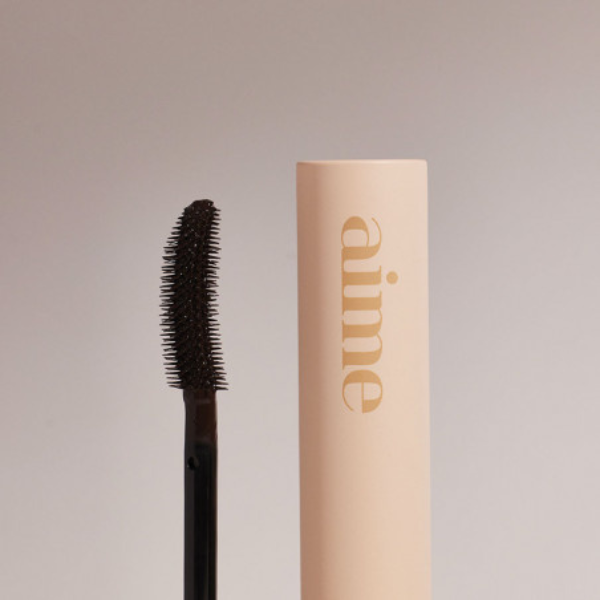 Mascara tubulaire pour les cils Aime