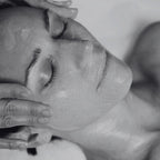 Barbara Sturm Instant Glow Facial Gift Card